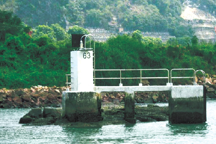 藍巴勒海峽航標