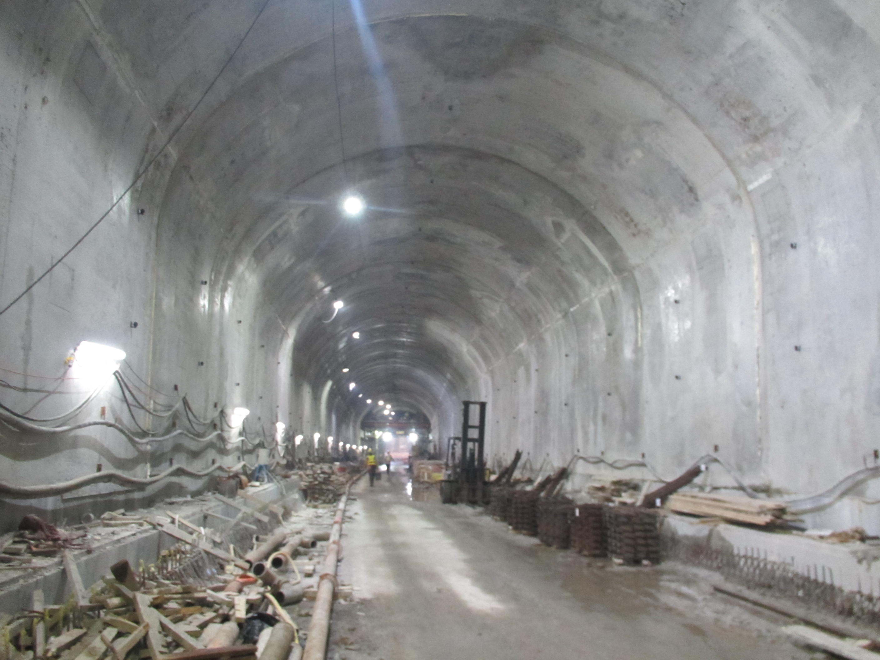Permanent lining of SR8 Tunnel Completed