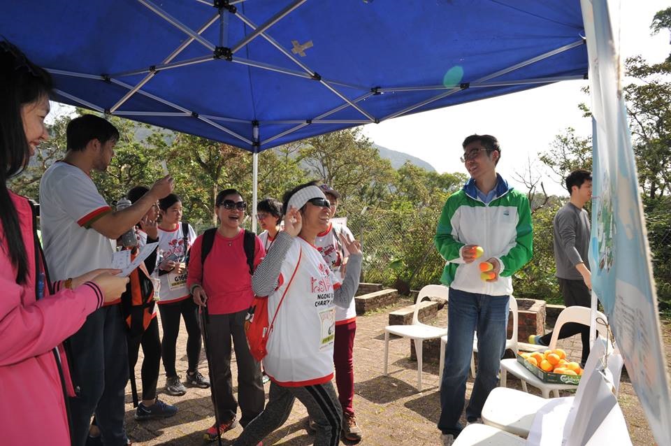 The Sustainable Lantau Office, being one of the supporting organisations of the “Ngong Ping Charity Walk 2019”, set up booths and checkpoints with mini-games along the route of “Green Walk 10km” to promote conservation, sustainable leisure and recreation in Lantau.