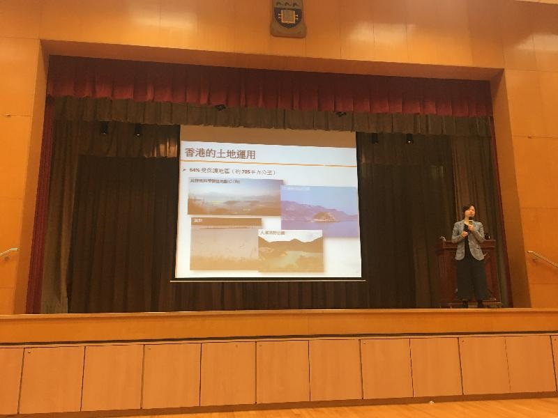 講解維港以外填海及發展岩洞的可能性