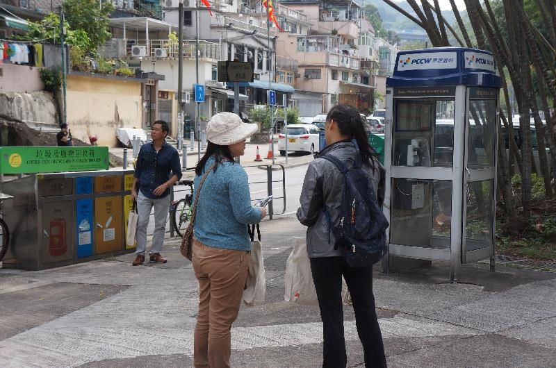 向市民派發宣傳品